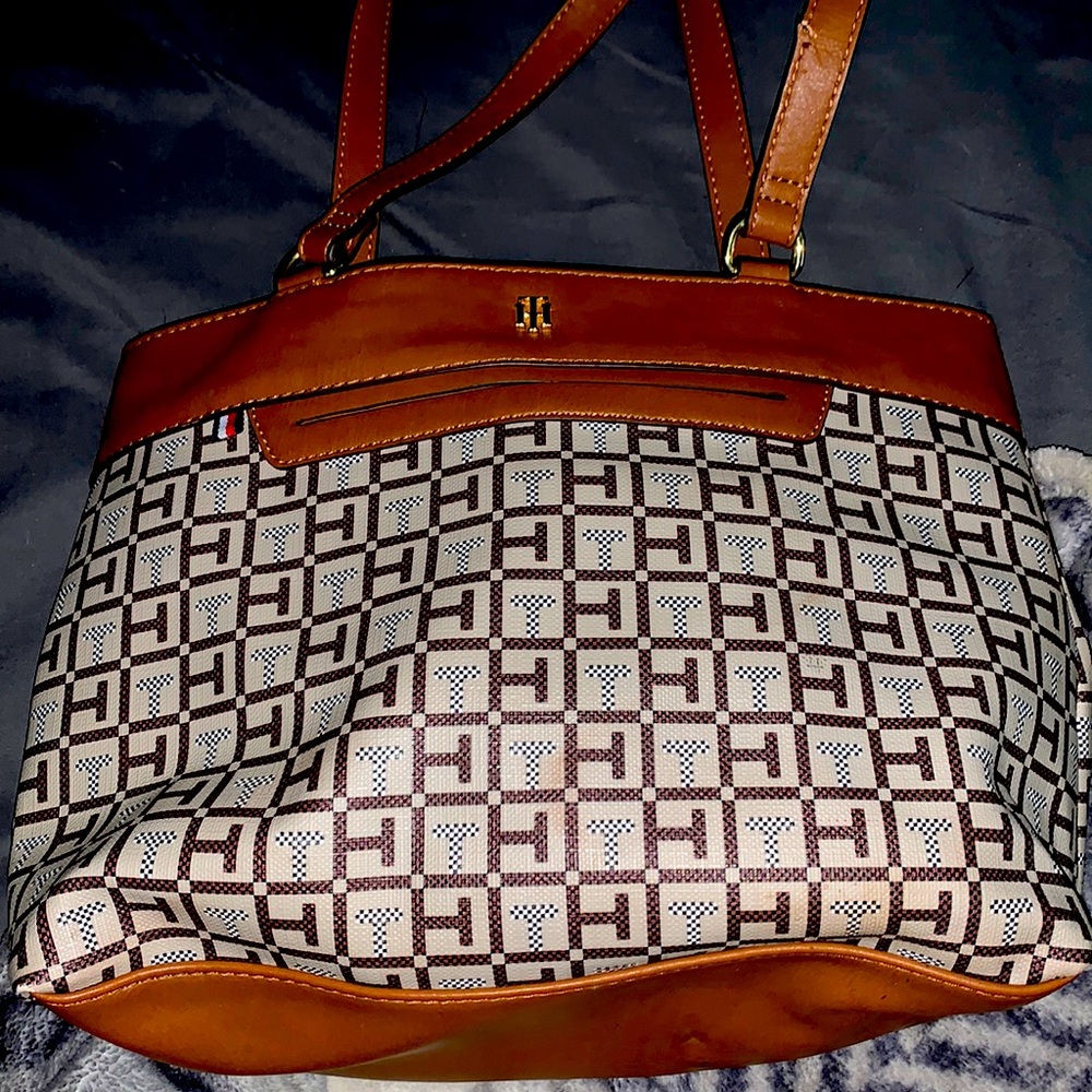 Tommy Hilfiger hand bag